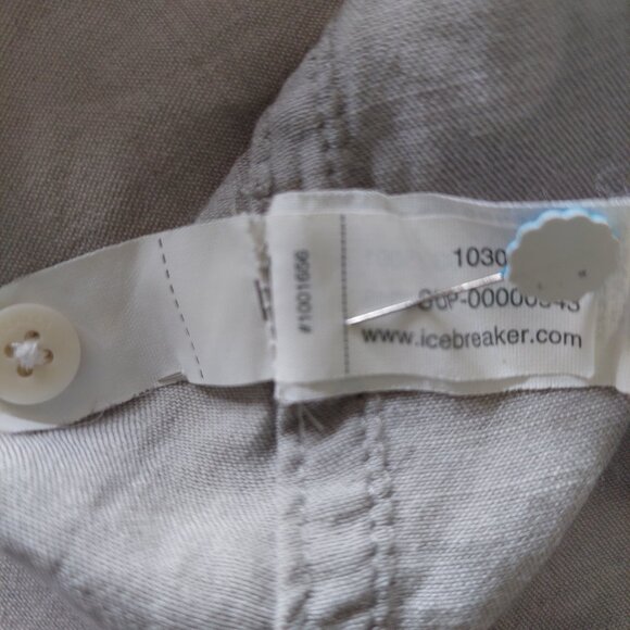 Icebreaker Light Gray Button Down Merino Wool Short Sleeve Shirt, XS - Picture 5 of 8